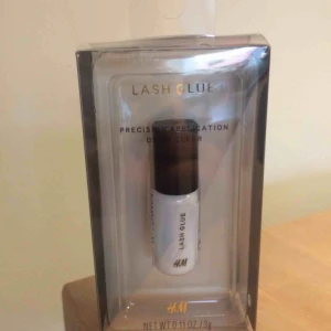  - Oöppnat ögonfranslim. Frakt bjuder jag på!