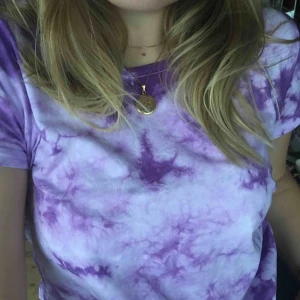  - Batikfärgad tshirt från hm🤩