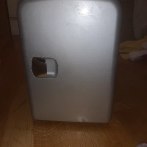 Mini kyl - Säljer min mini kul då jag ej har användning för den, kommer ENDAST ta emot köpare som bor i STOCKHOLM och kan mötas upp❤️ pris kan såklart diskuteras