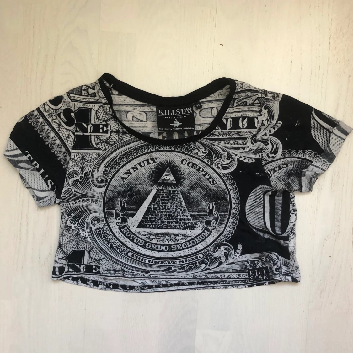 Ascool topp från Killstar