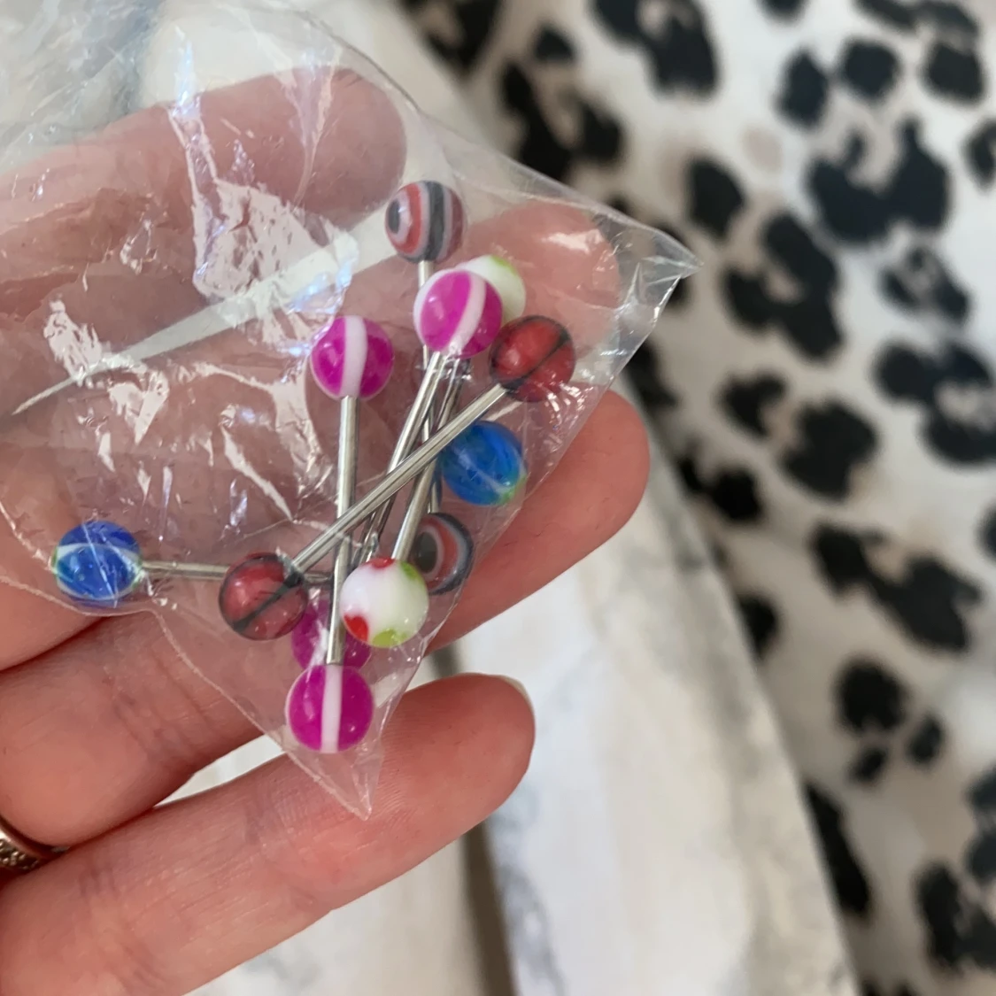 Oanvända tungpiercingar - 90