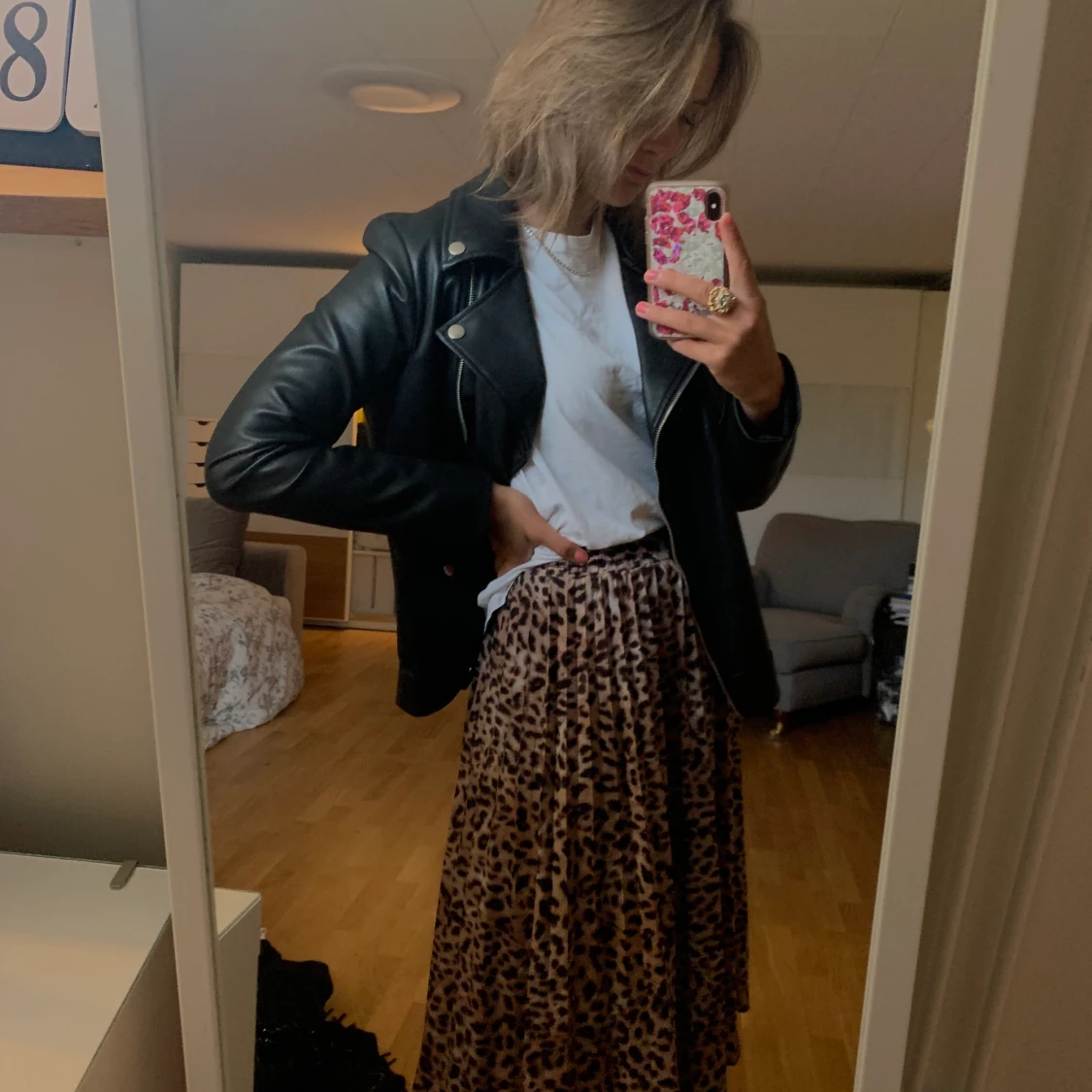 Leopardmönstrad kjol