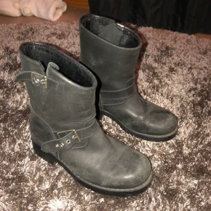 Johnny bulls  - I använt skick 