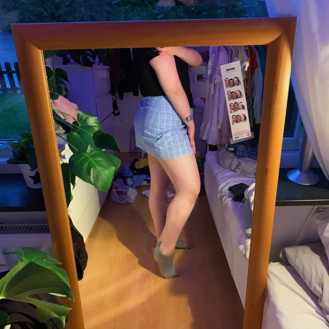 babyblå miniskirt - 90