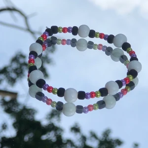 Handgjort armband 10 kr ✨ - Handgjort armband 10 kr , frakt på 12 kr tillkommer ✨