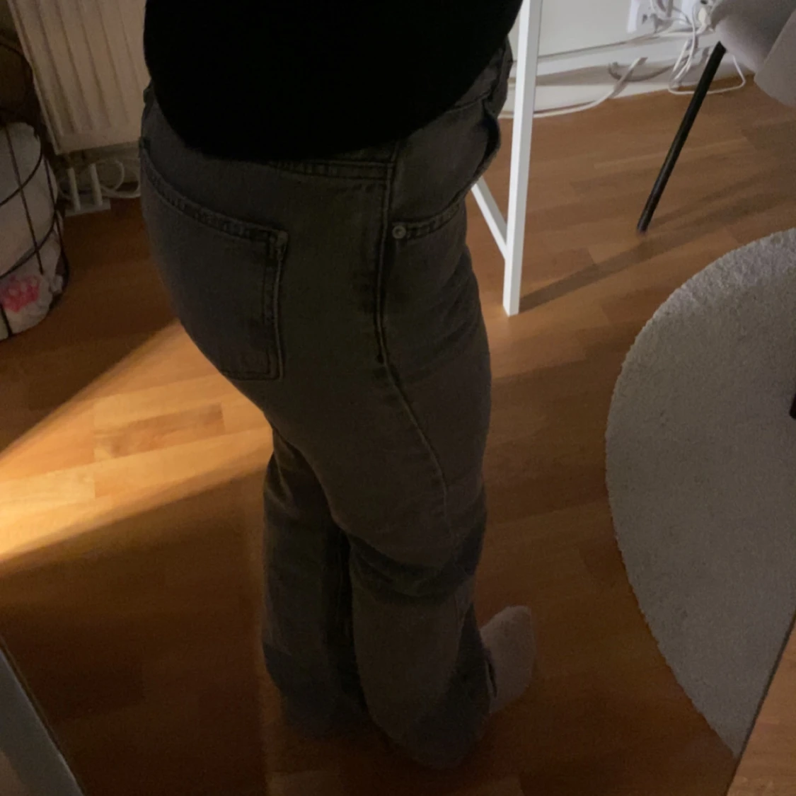 Grå jeansbyxor - 90