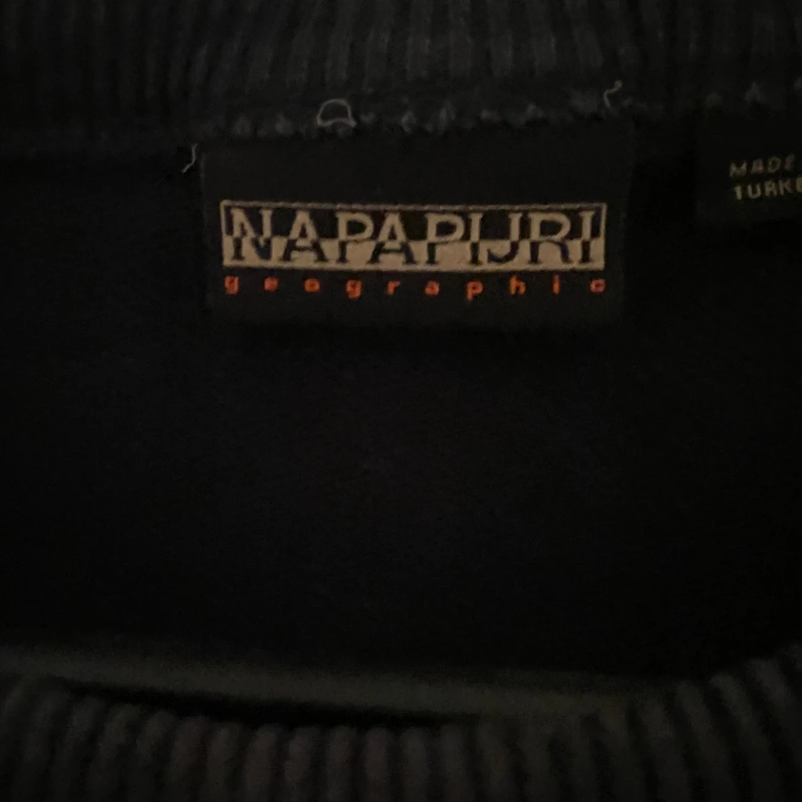 Svart tröja från Napapijri - 90