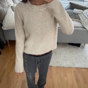 stikad tröja  - förra ägarens bilder❤️