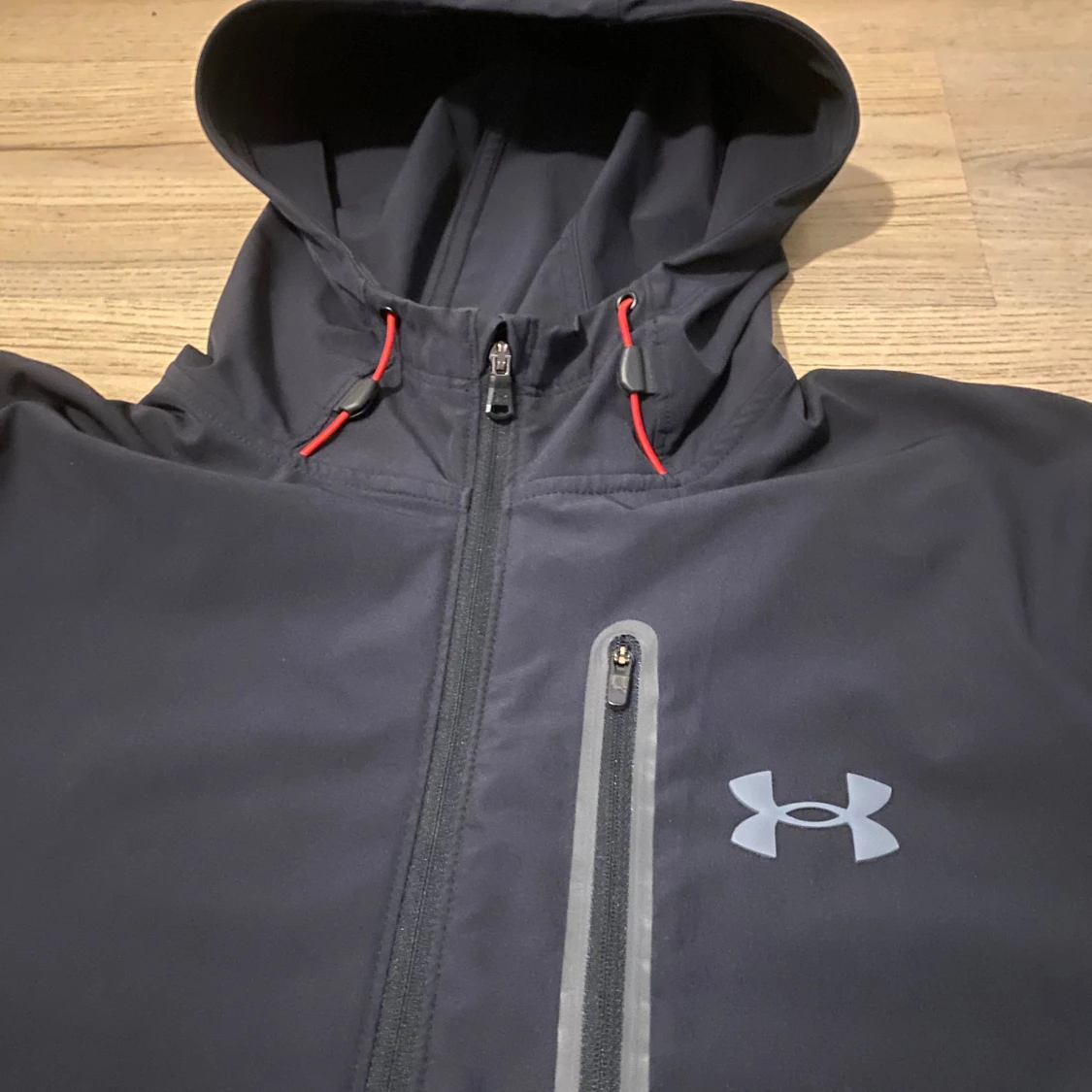 Svart Vindjacka från Under Armour - 1