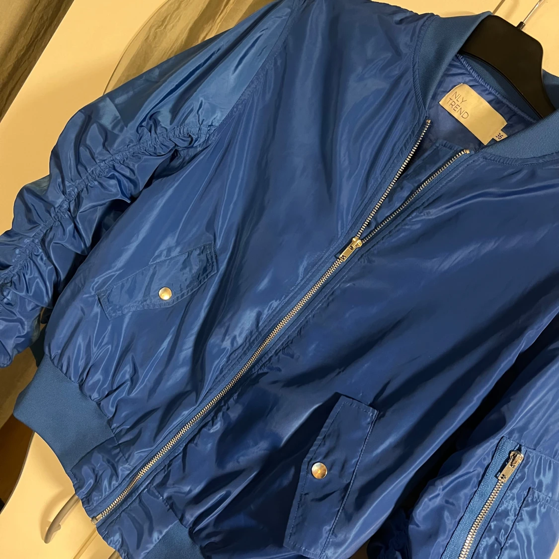 Blå bomberjacka - 90