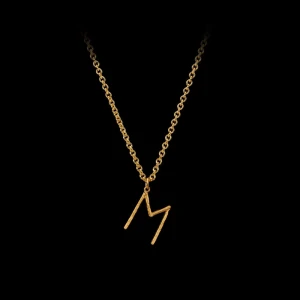 Maria Nilsdotter M halsband - Halsband från Maria Nilsdotter❤️ Inga tecken på användning. Box medföljer. Längden i kedjan är 50! Nypris är 2600