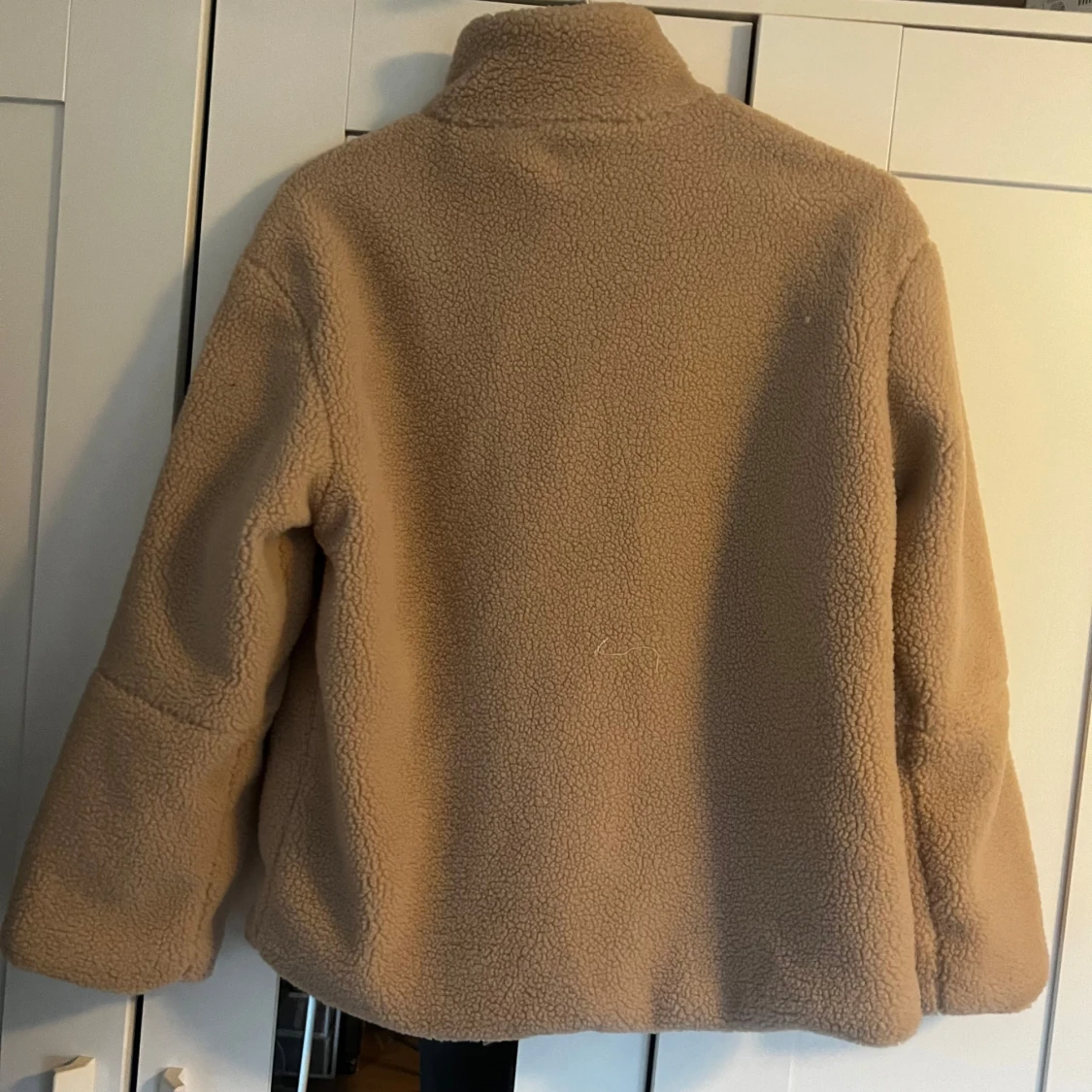 Beige teddyjacka - 90