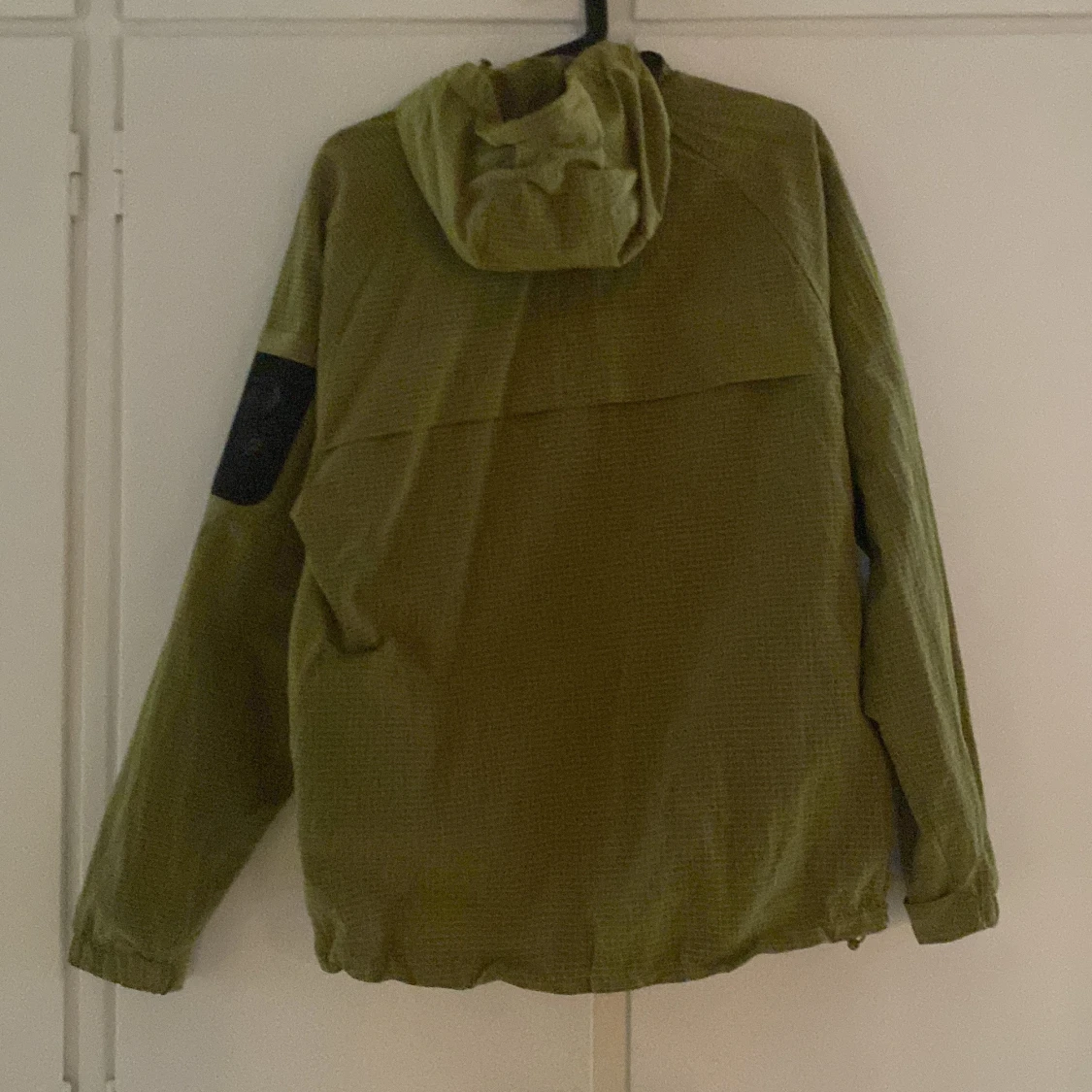 Grön vindjacka från FSBN - 90