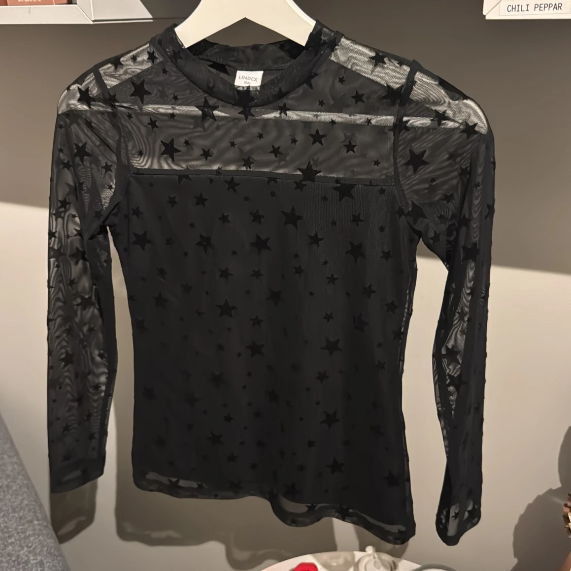 Svart meshtröja med stjärnor  - 90