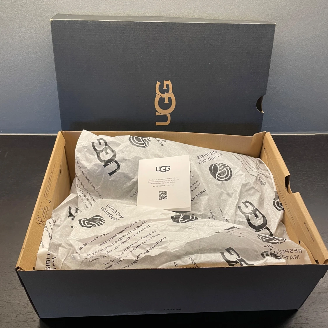 Svarta UGG skor - 92