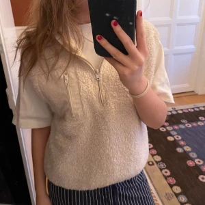 Beige fleeceväst med dragkedja - Jättesöt teddyväst