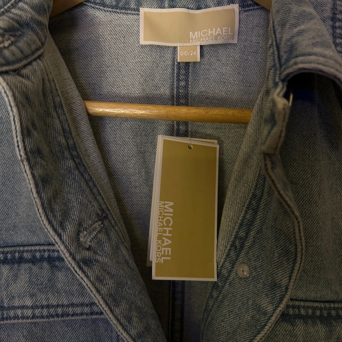 Jeansklänning från Michael Kors - 90