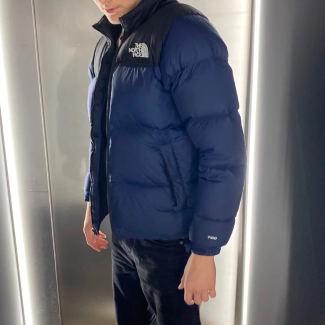 Mörkblå puffar från The North Face - 92