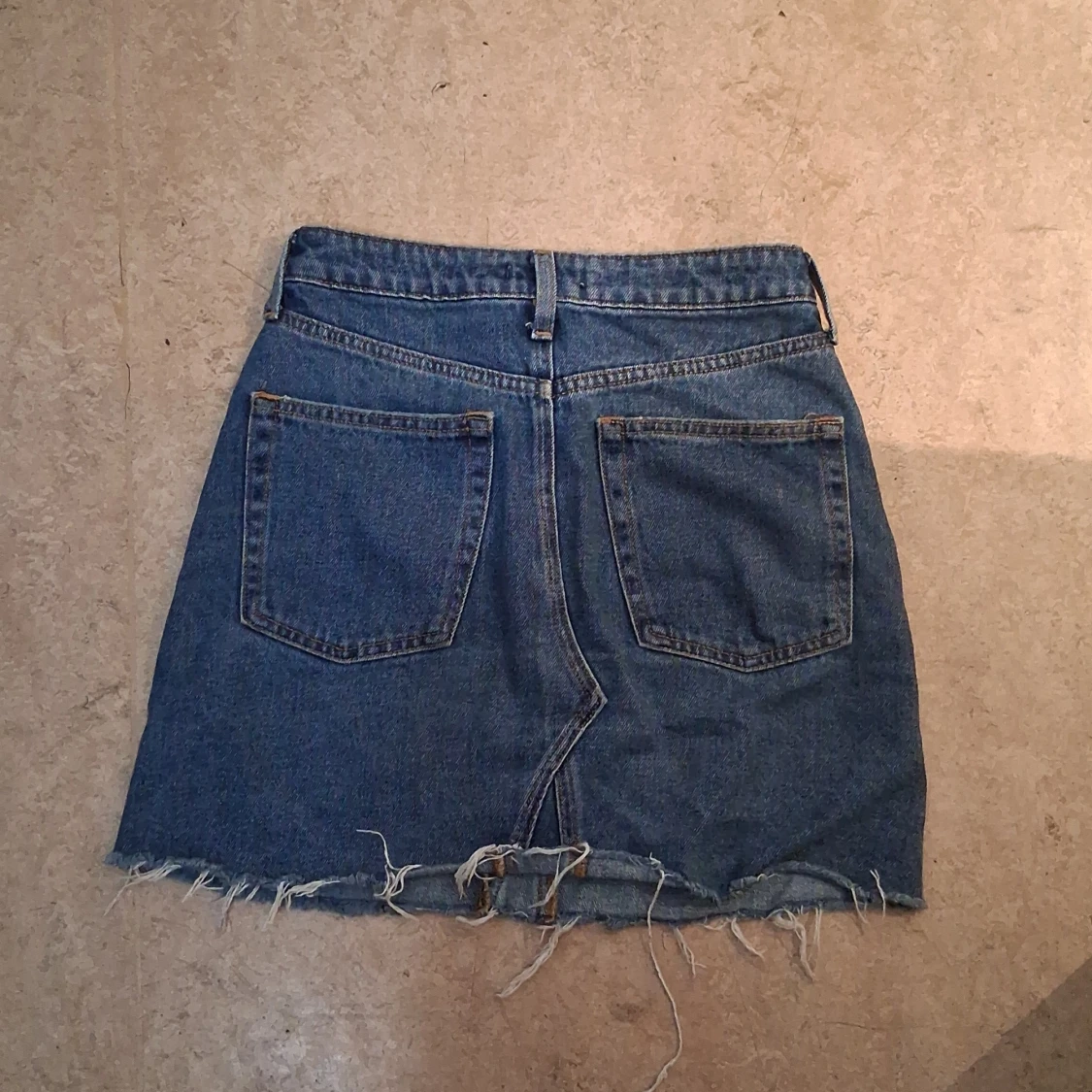 Jeanskjol från H&M - 90