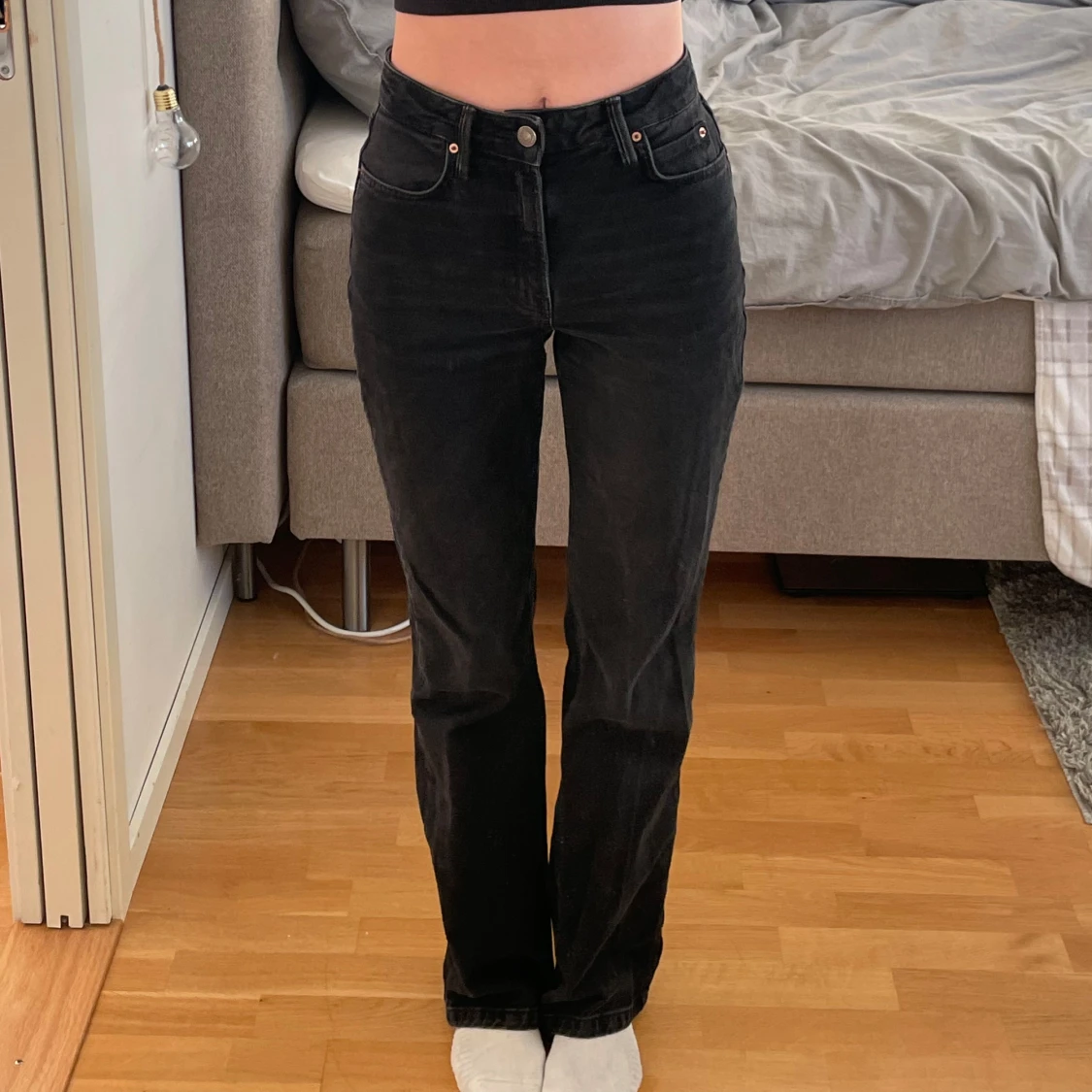 Svarta jeans med rak passform - 90