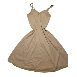 coquette  - dm om du har frågor :)