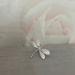 Silver trollslända ring - Säljer denna helt nya trollslända ringen i silver 