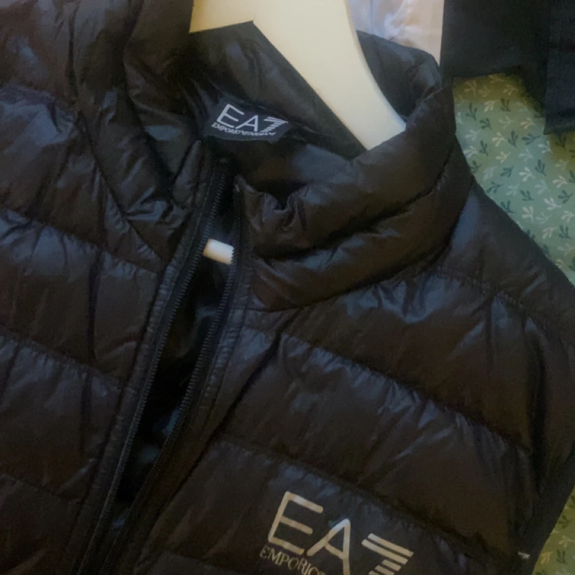 Svart dunväst från Emporio Armani - 91