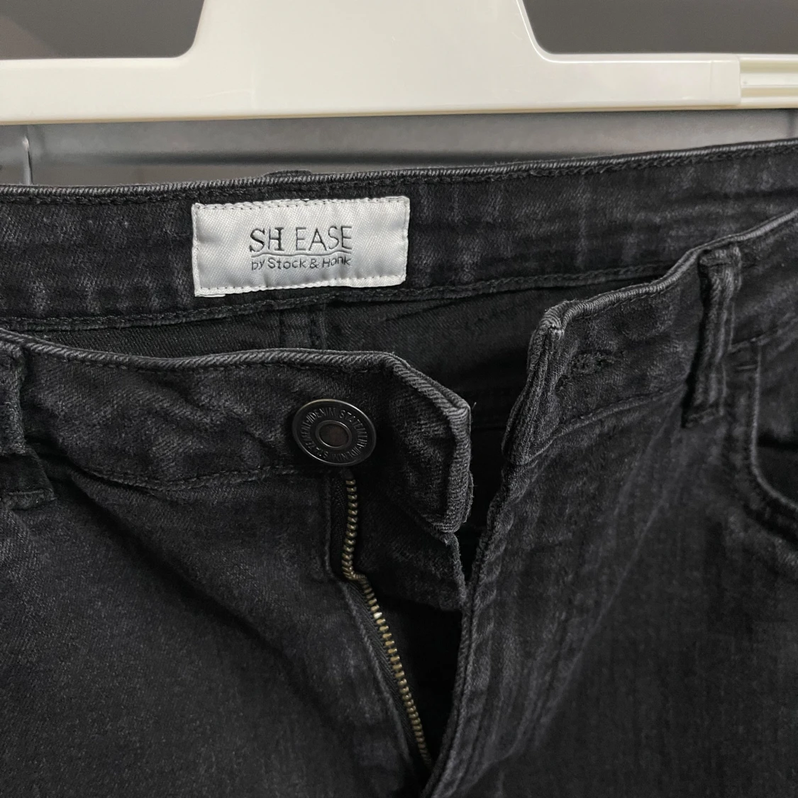 Svarta jeans från SH ease  - 90