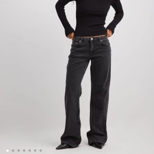 Nakd jeans - Snygga slutsålda lowwaist jeans från nakd!