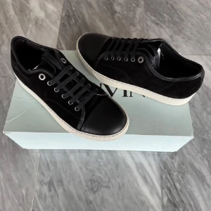 Lanvins  - Lanvins svarta storlek 40 Bra skick.