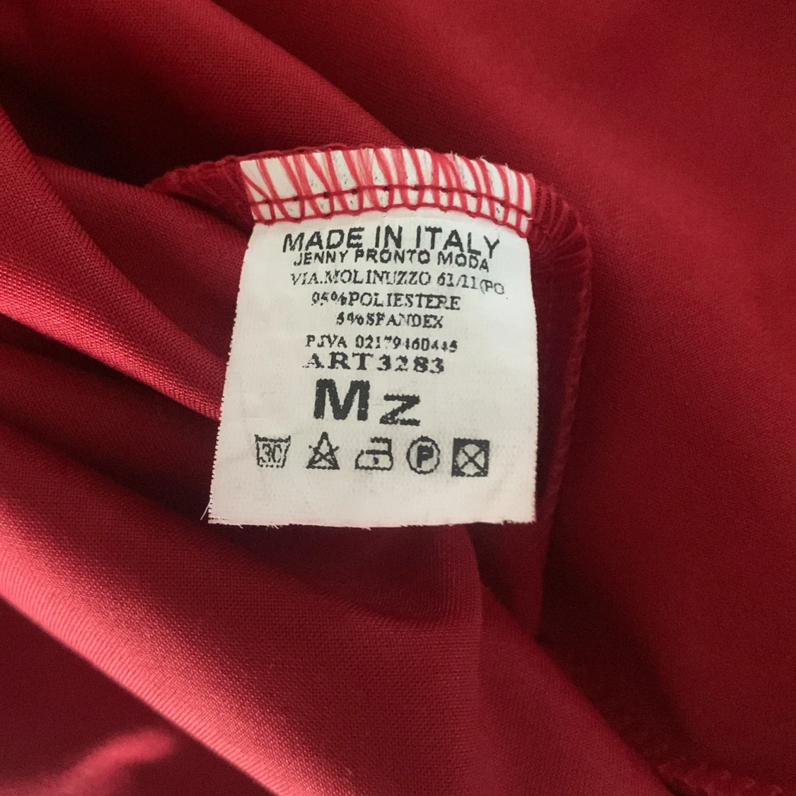 Röd ärmlös klänning från Jenny Pronto Moda - 90