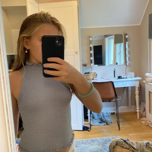 Snygg lite festlig topp - Har används nästan 5 gånger bara, väldigt skön