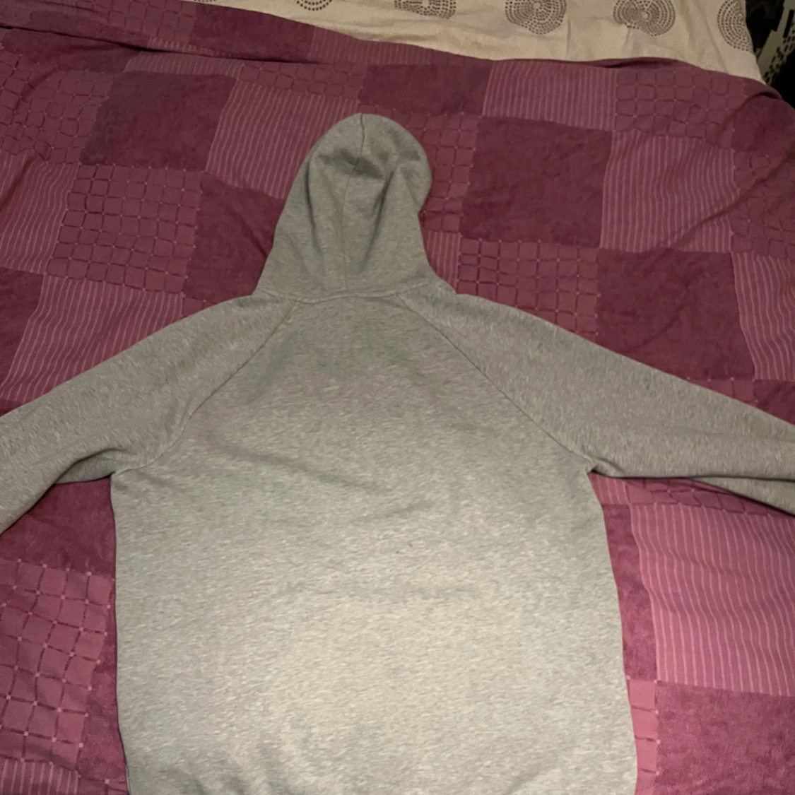 Peak Performance Hoodie - 90