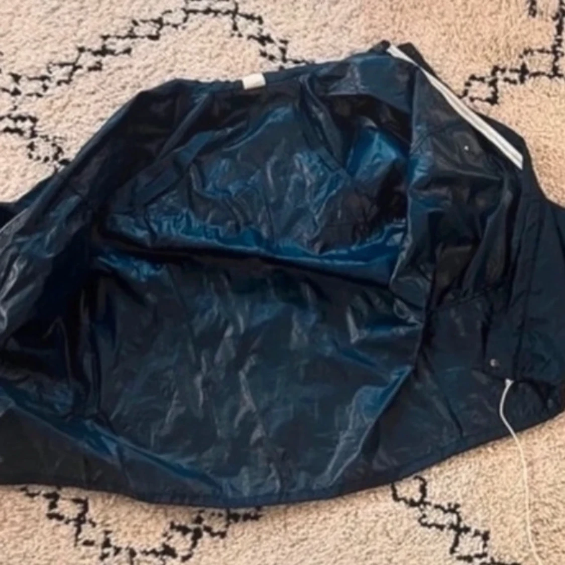 Svart vindjacka från Adidas - 92