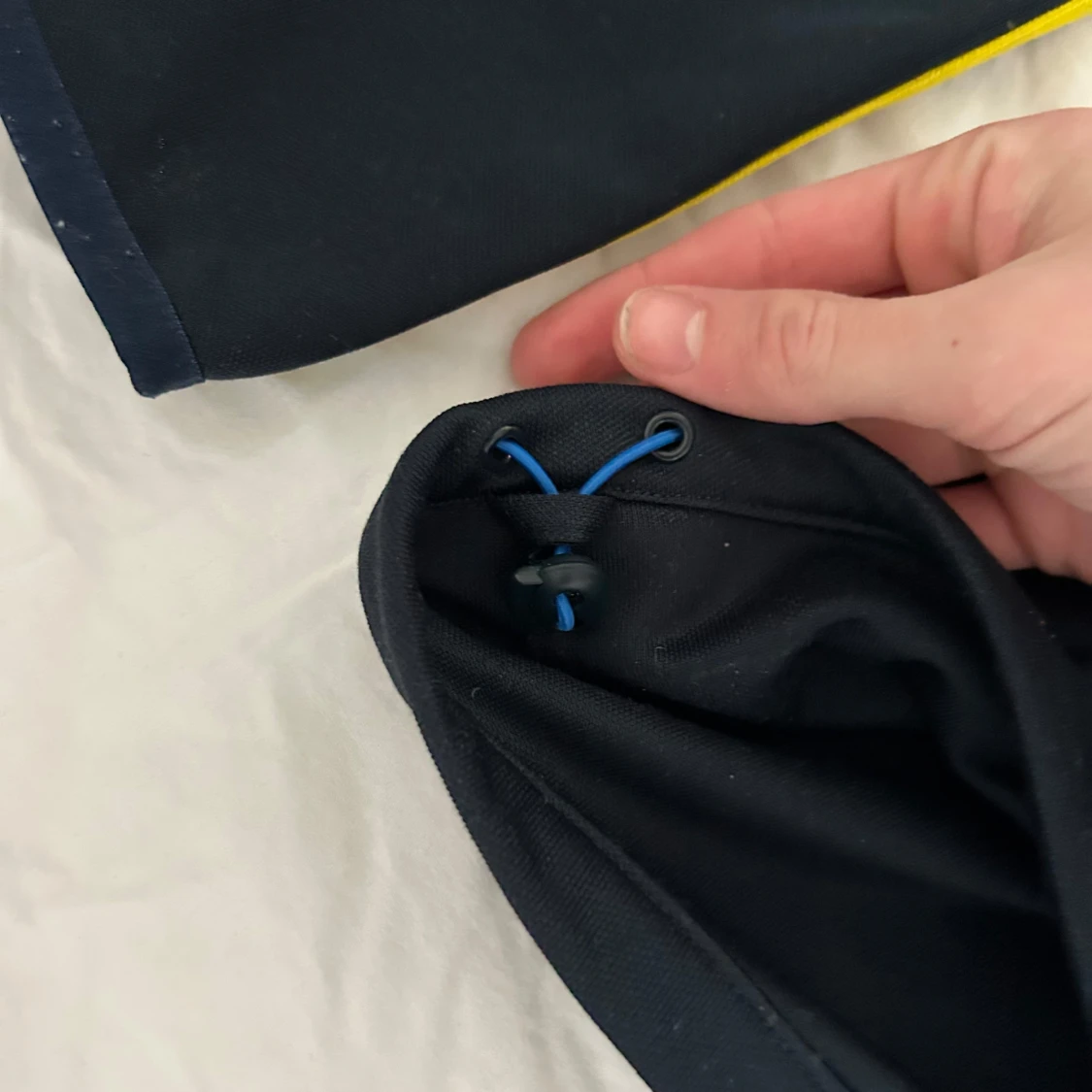 Svart och blå långärmad tröja från Adidas - 2