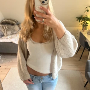 Lindex kofta - Populära Lindex koftan i storlek XS/S