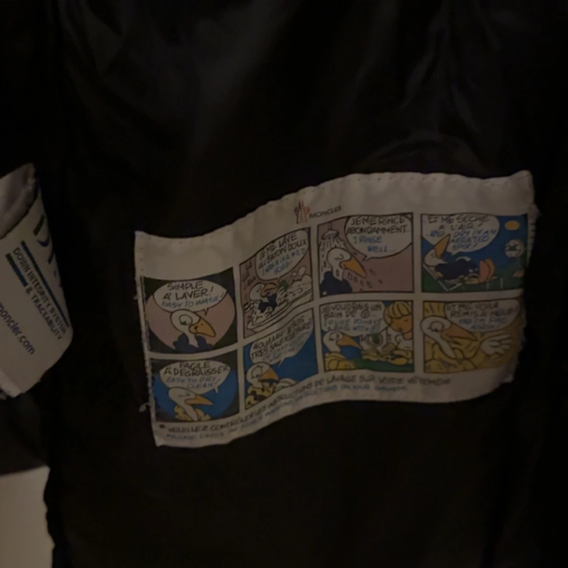 Säljer moncler jacka - 92