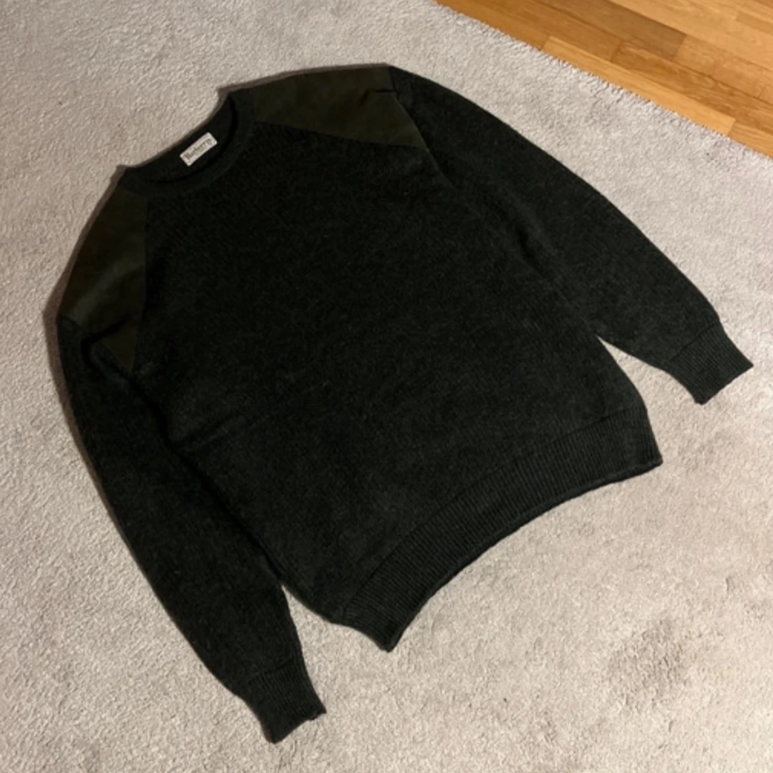 Burberry stickad tröja