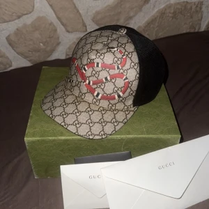 Gucci keps  - Äkta Gucci keps , i nyskick 