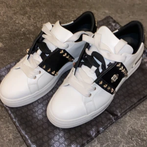 Vita sneakers från Philipp Plein - Aldrig använt 
