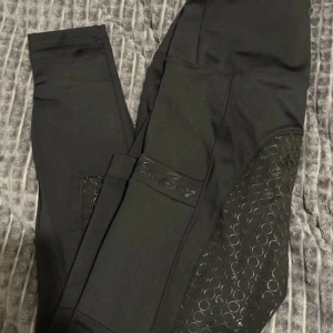 Ridbyxor  - Dem är aldrig används endast testade, köpta på Falsterbo i sommar💞 orginal 999  2 fickor finns 