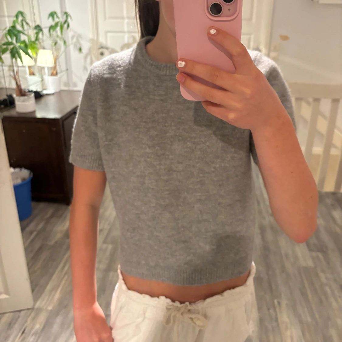 Grå croppad tröja - 91