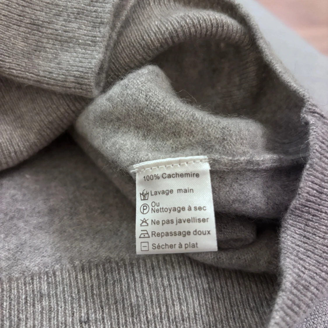 Grå kashmirtröja från Hircus - 91