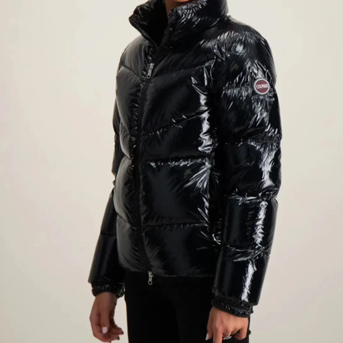 Svart pufferjacka från Colmar