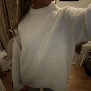 Stickad tröja  - Stickad tröja från zara 