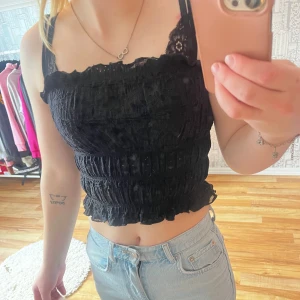 Linne  - Linne från bikbok storlek S, 35 kr