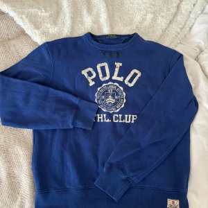 Ralph lauren sweatshirt  - Snygg tröja från ralph lauren. Storlek L Pris 400