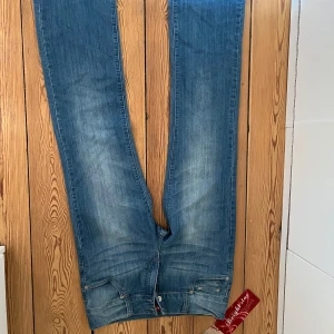 Jeans - Skriv om intresse