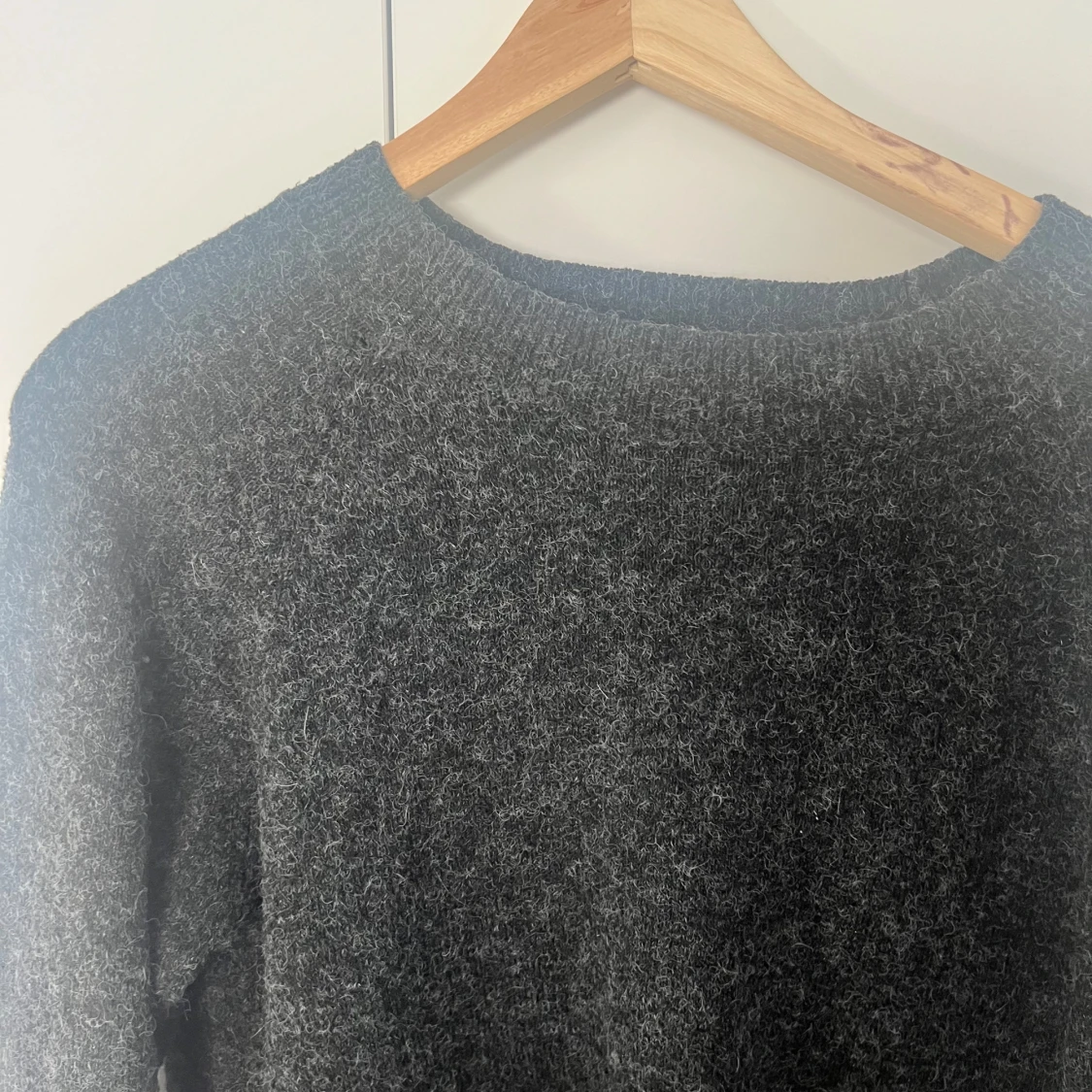 Grå stickad tröja🩶 - 90