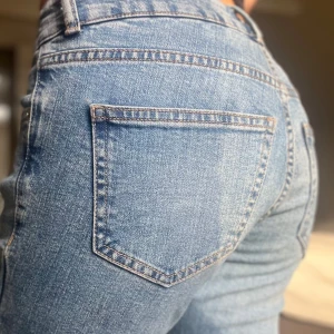 Low waist jeans! - Säljes då dom inte kommer till användning. Hela och i fint skick🧚‍♂️